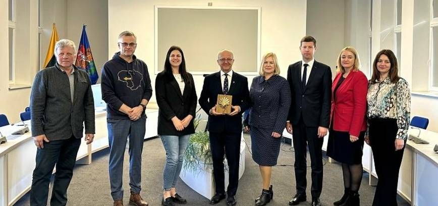 A memorandum of cooperation was signed with the St. James Way Association regarding the Camino Lituano route in Prienai district municipality