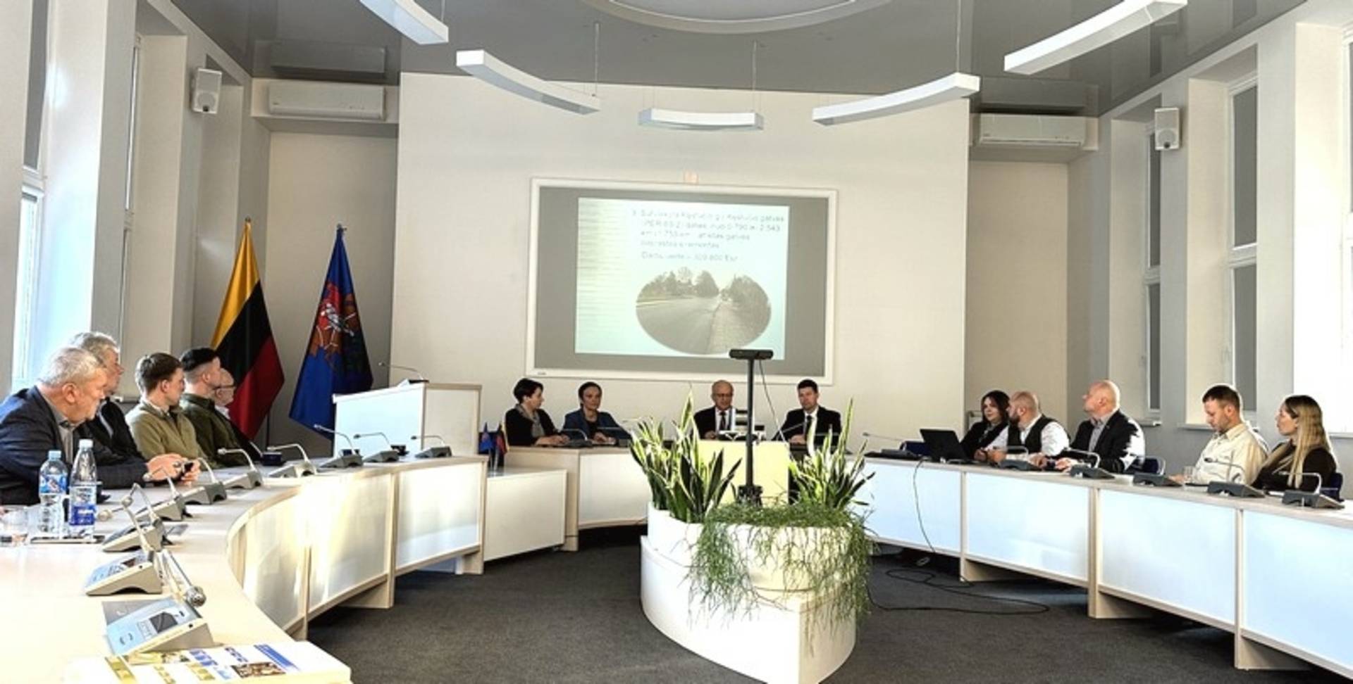 On November 13, the mayor's breakfast with the business community was held