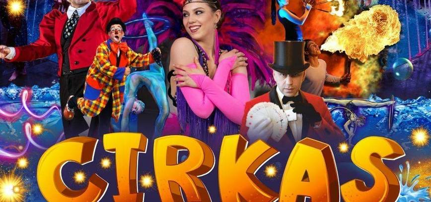 Cirkas ant vandens su įspūdinga programa „Splash“