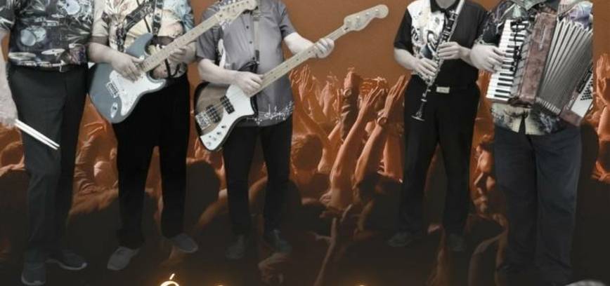 Dance evening with the folk music band 