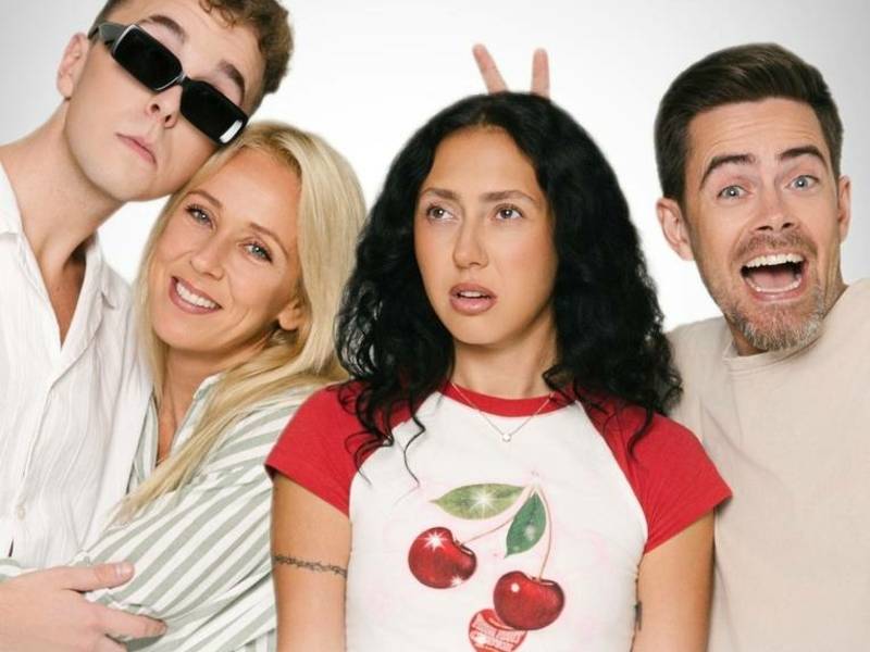 Movie (comedy) "Family in the wild"