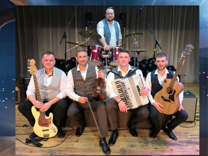 Šokių vakaras su liaudiškos muzikos kapela „Temela“